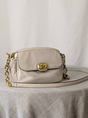 Coach Campbell Turnlock Camera Bag Pearlescent Ivory Leather CrossbodyF2184C